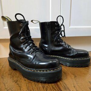 Doc Martens Jadon platform boots